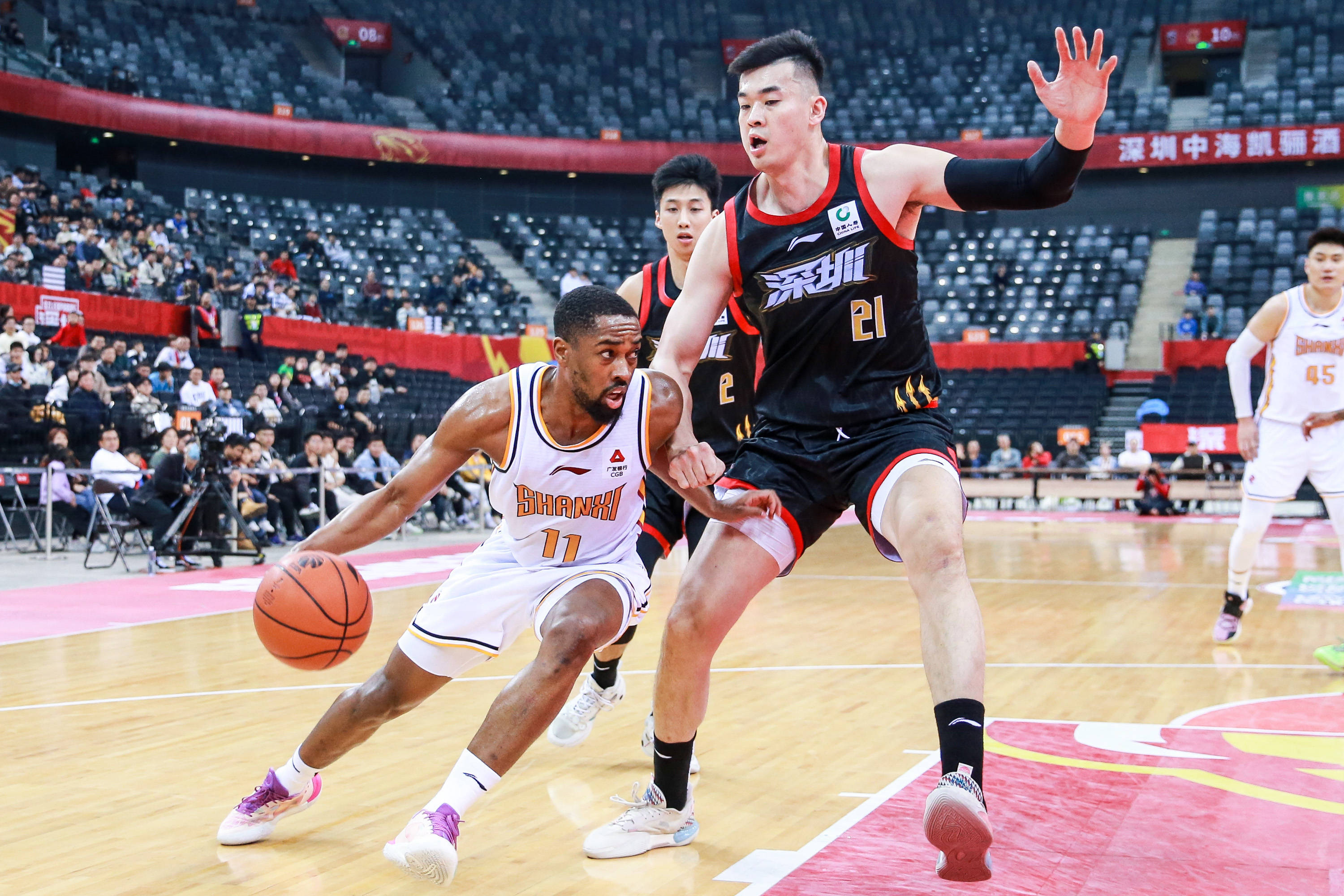 许多人质疑 许多人质疑